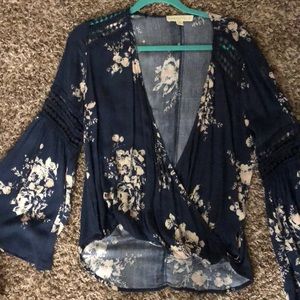 Flowy long sleeve shirt